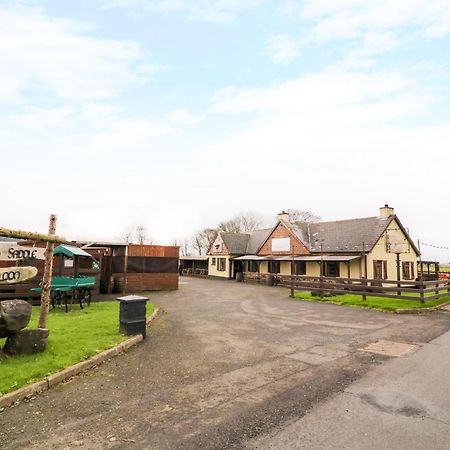 Apache Falls Lodge Limavady Luaran gambar