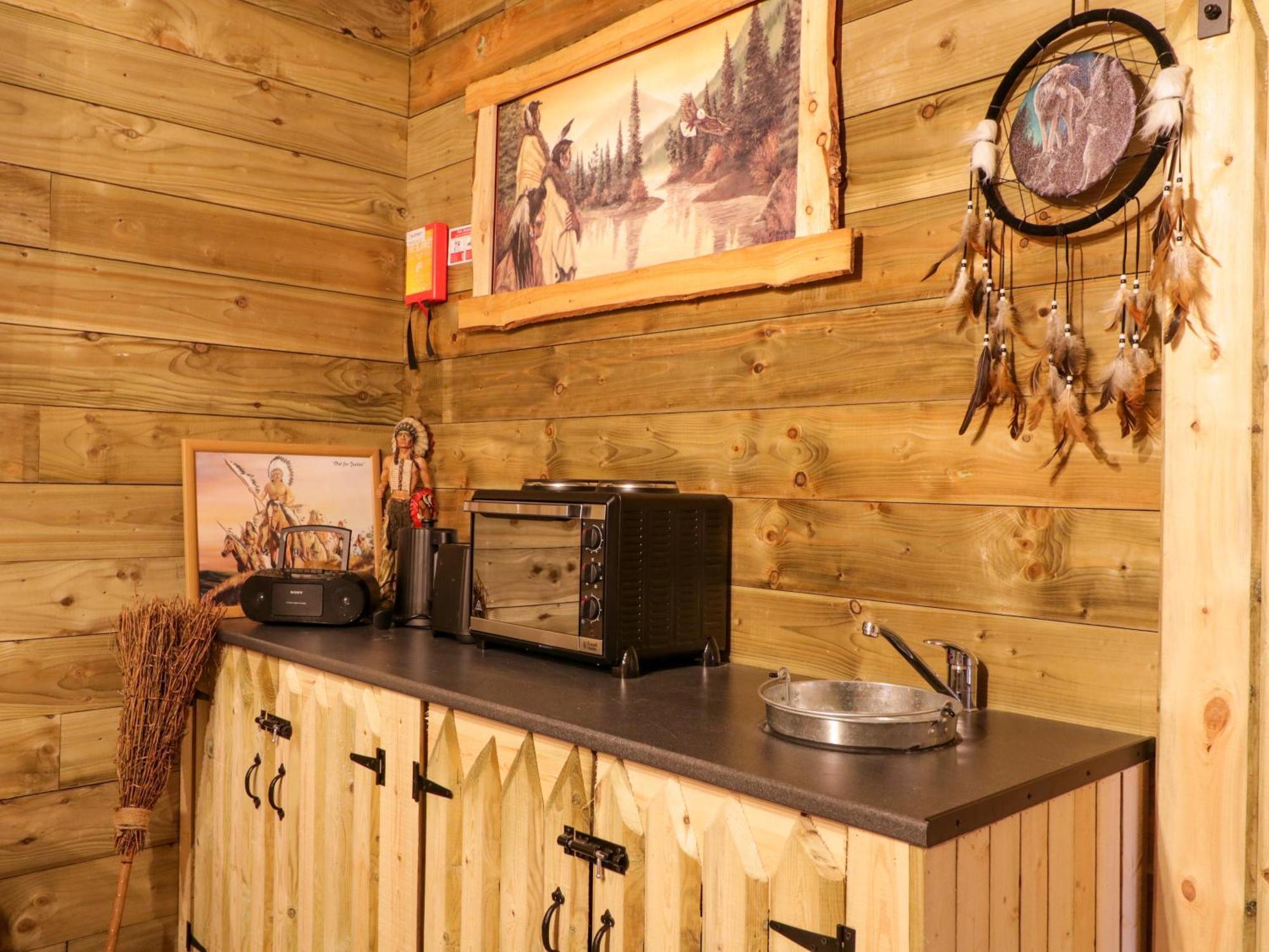 Apache Falls Lodge Limavady Luaran gambar