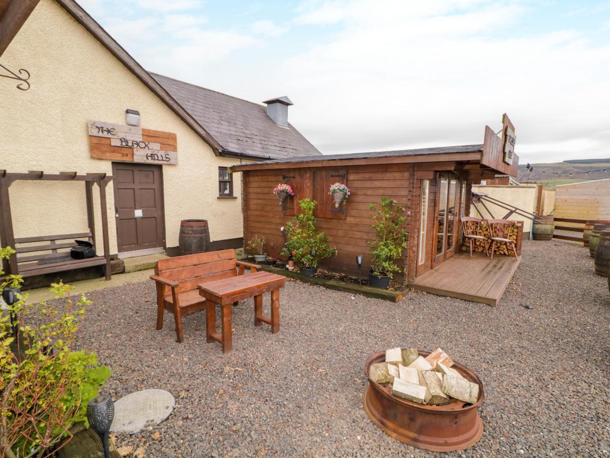 Apache Falls Lodge Limavady Luaran gambar
