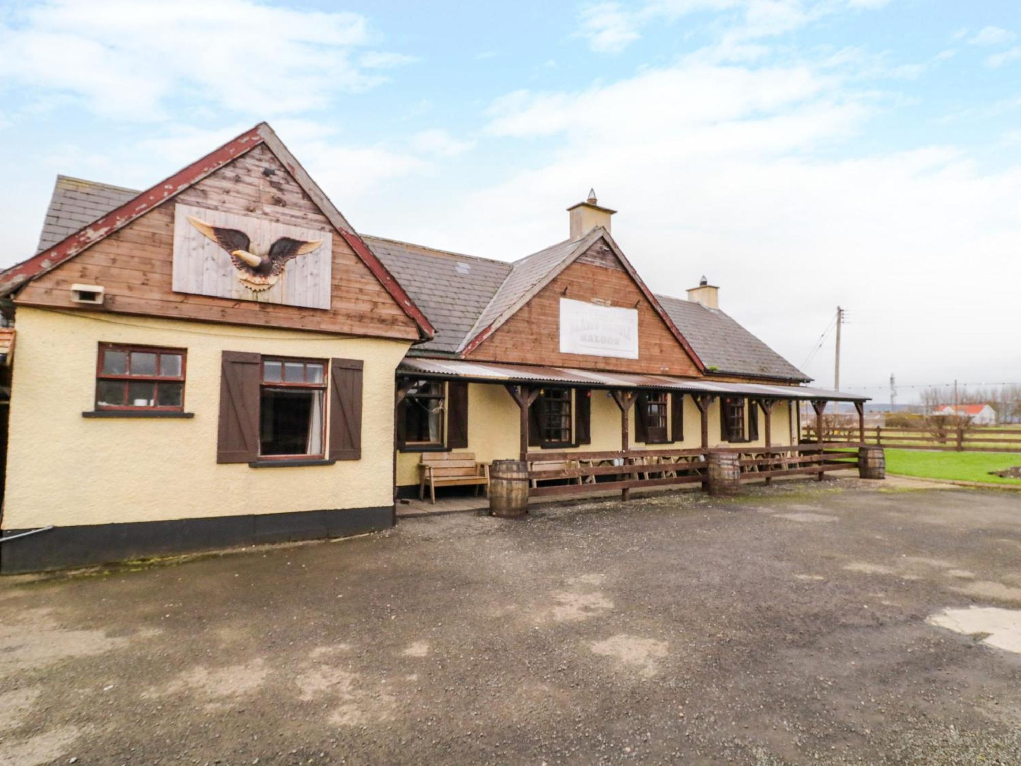 Apache Falls Lodge Limavady Luaran gambar